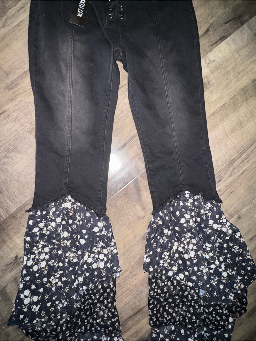 Current Mood Dolls Kill NWT Lace-Up Denim Floral Ruffle Flare Pants Medium - Picture 8 of 9